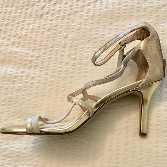 Nine West, Tri-Color Gold/Silver Sandals, 3" heal, Size 7, worn once - Picture 2 of 4